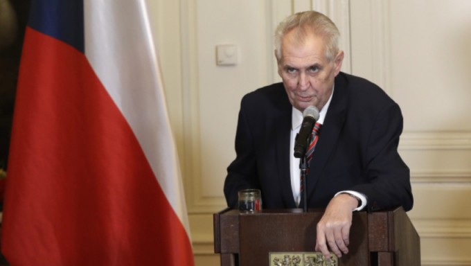 Zeman s vlajkou